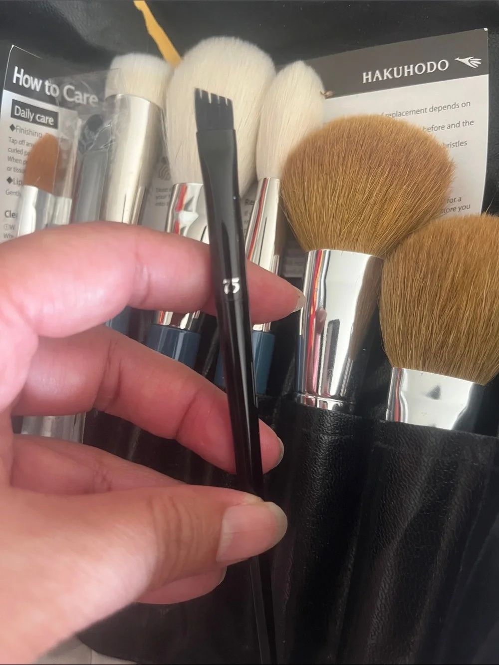 Kat Von D Powder Eye Brow Brush #75 KVD